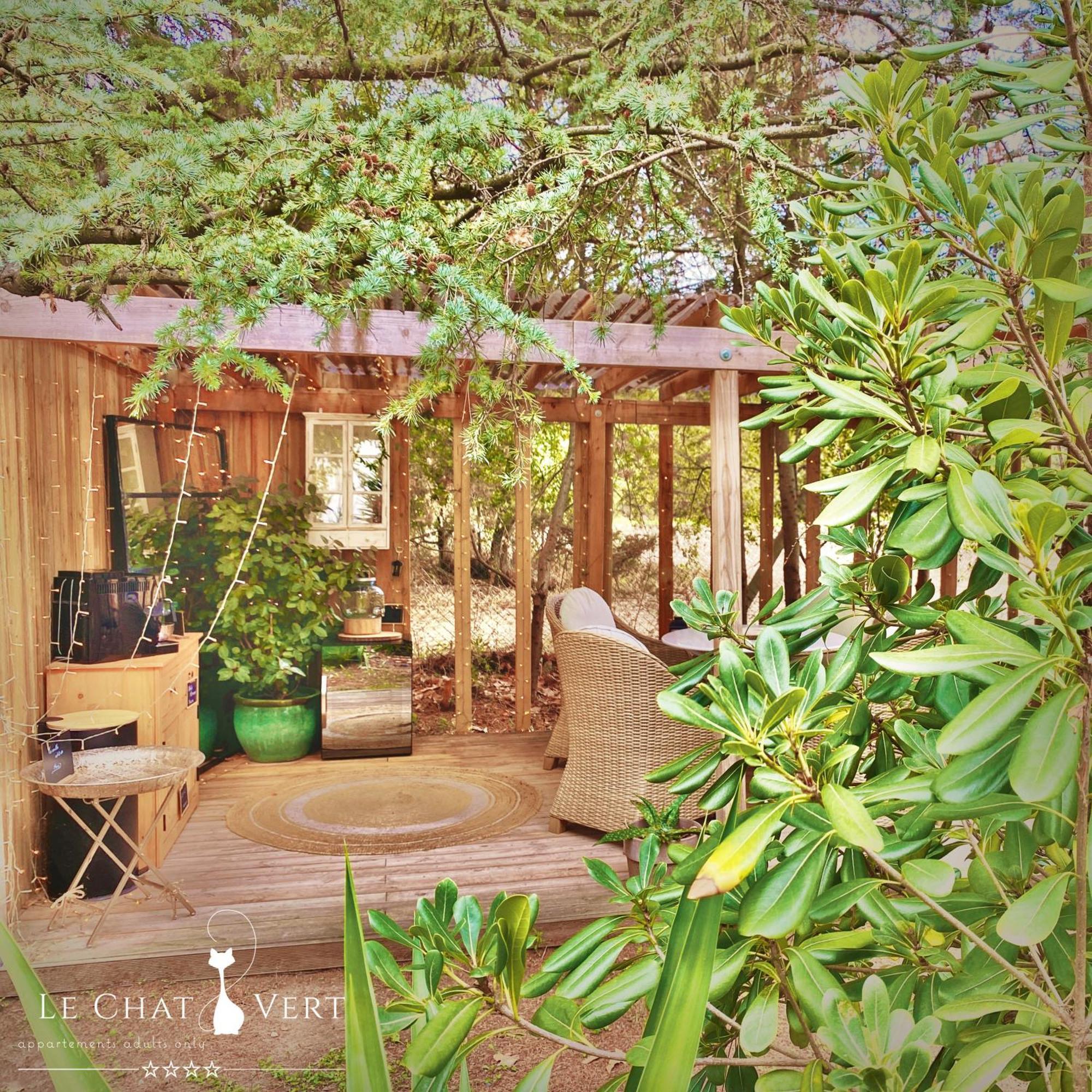 Le Chat Vert - Appartements Adults Only Saint-Andre  Bagian luar foto