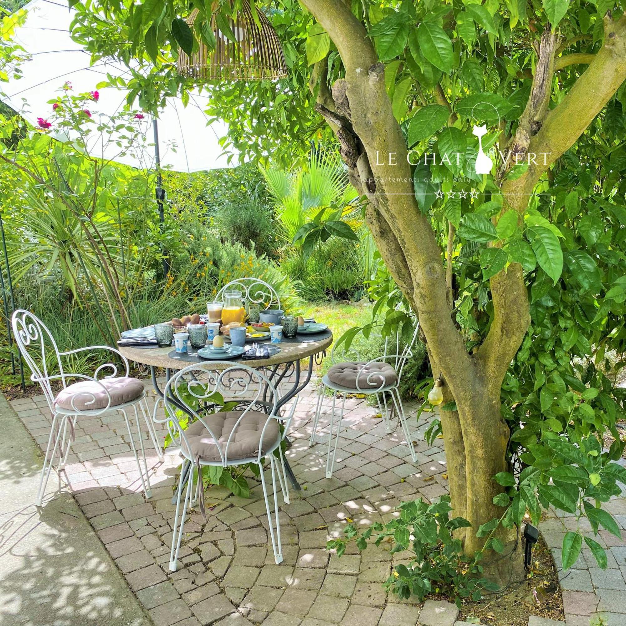 Le Chat Vert - Appartements Adults Only Saint-Andre  Bagian luar foto